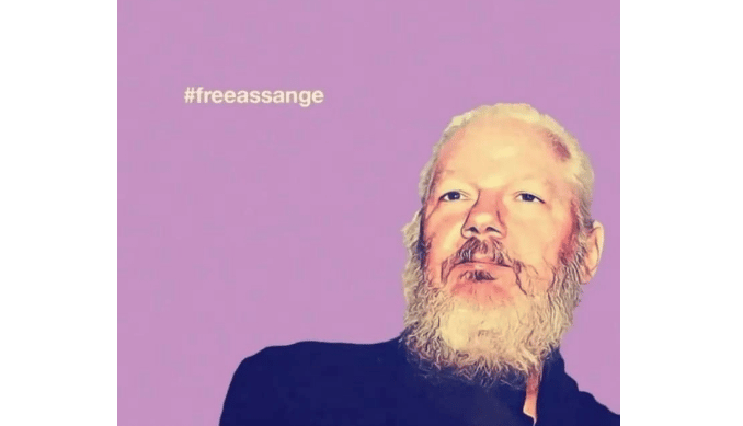 Carta aberta da mãe de Julian Assange