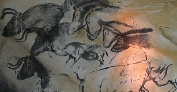 pinturas-retratando-animais-na-caverna-chauvet